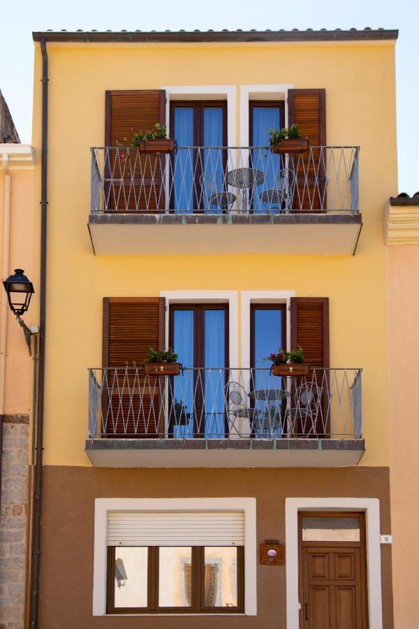 Bed & Breakfast Zia Menga - Luogosanto Sardinia ภายนอก รูปภาพ