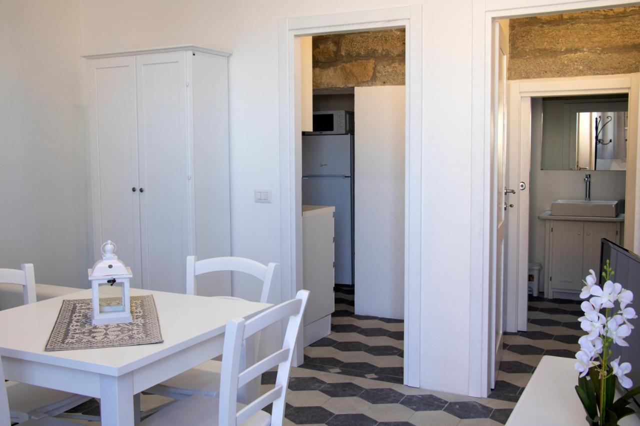 Bed & Breakfast Zia Menga - Luogosanto Sardinia ภายนอก รูปภาพ