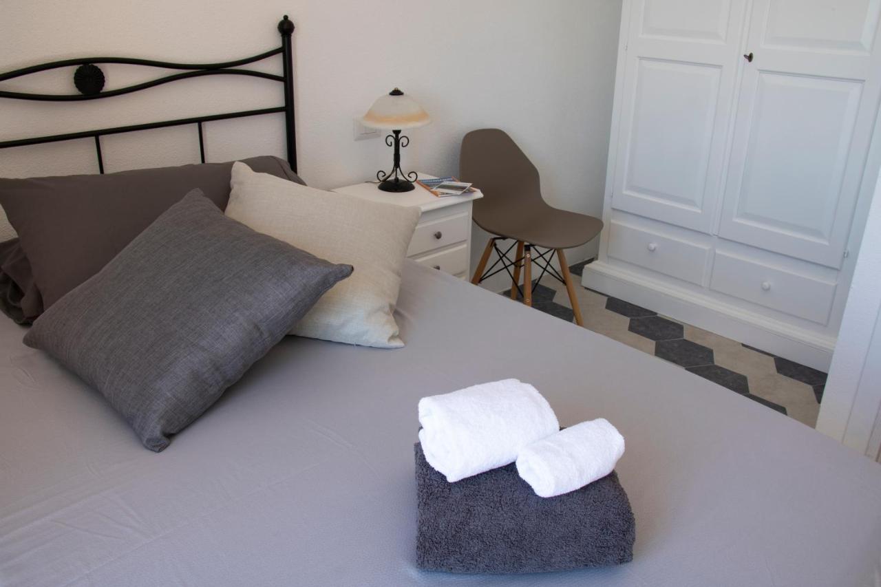 Bed & Breakfast Zia Menga - Luogosanto Sardinia ภายนอก รูปภาพ
